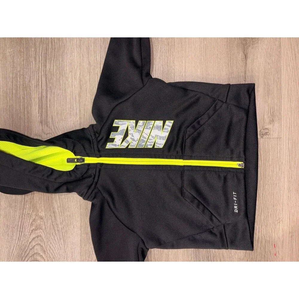 Baby Boys or‎ Girls 12 Month Nike Zip up hoodie Excellent condition